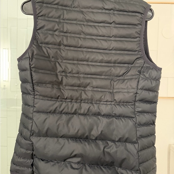 Columbia Classic Black Puffer Jacket - Picture 3 of 4